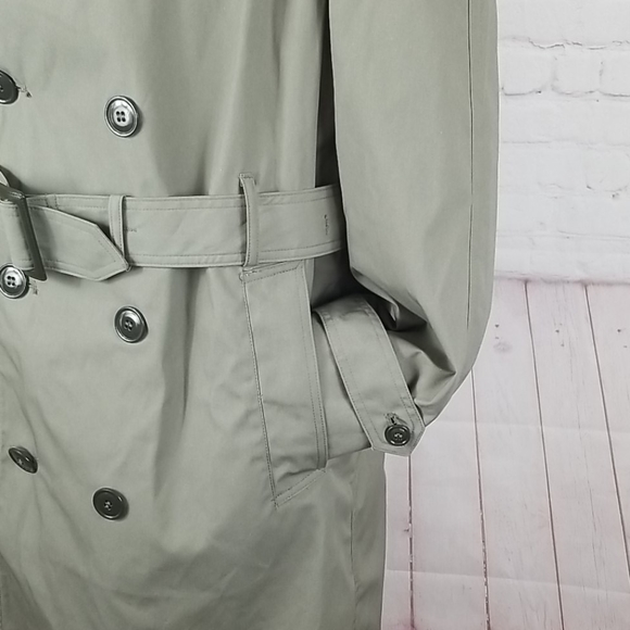 Valor Collection Trench Coat - Picture 5 of 9